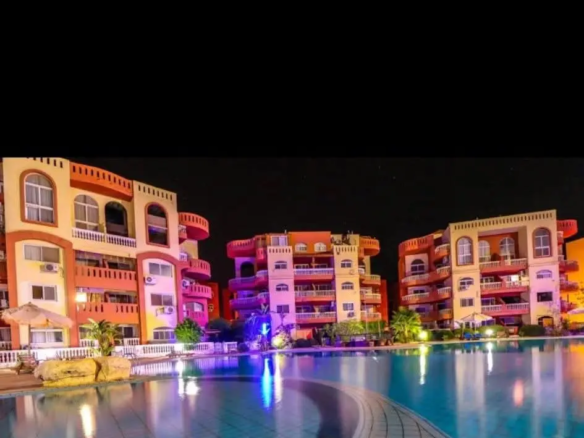 Maraqia Resort